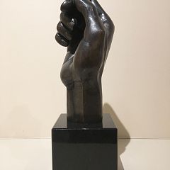 Marilyn McGrath

_The Artist's Hand_ 
33x18x15cm bronze